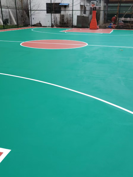 西峡 球场长期使用易出现地面开裂